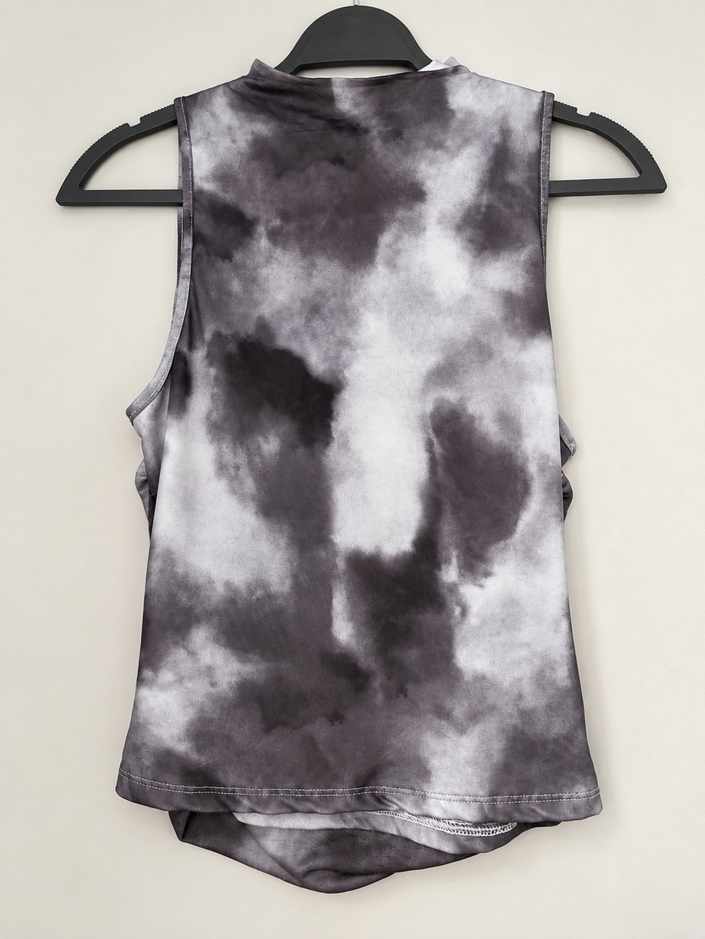 Women's Black & White Tie-Dye Sleeveless Tank Top